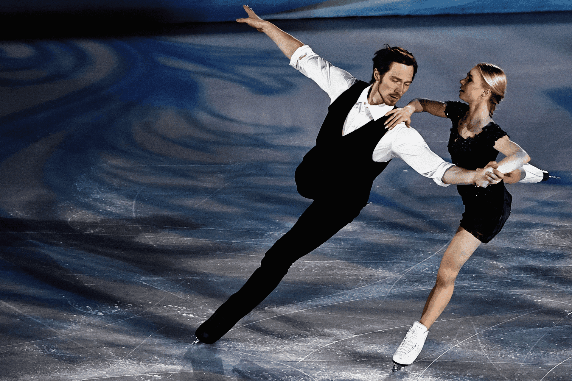 Watch Figure Skating Live Stream Online | DAZN IT