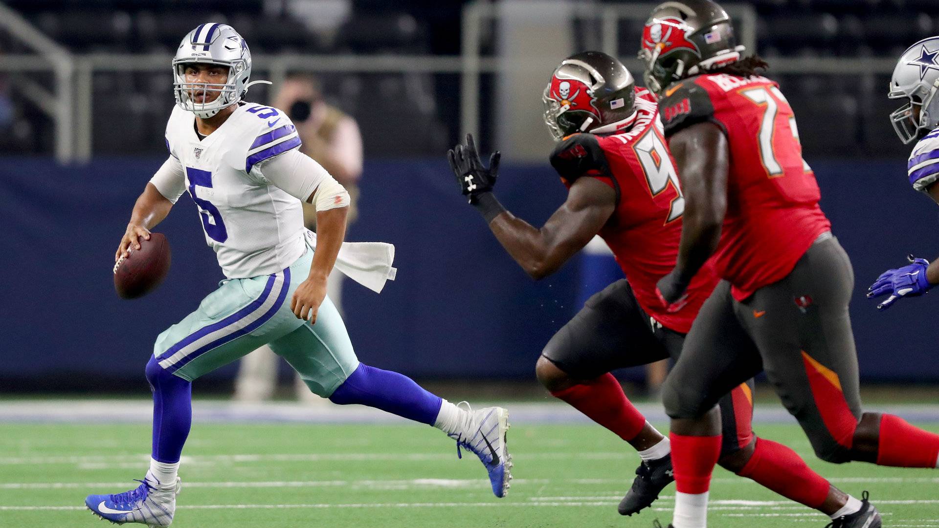 Cowboys buccaneers live stream deals