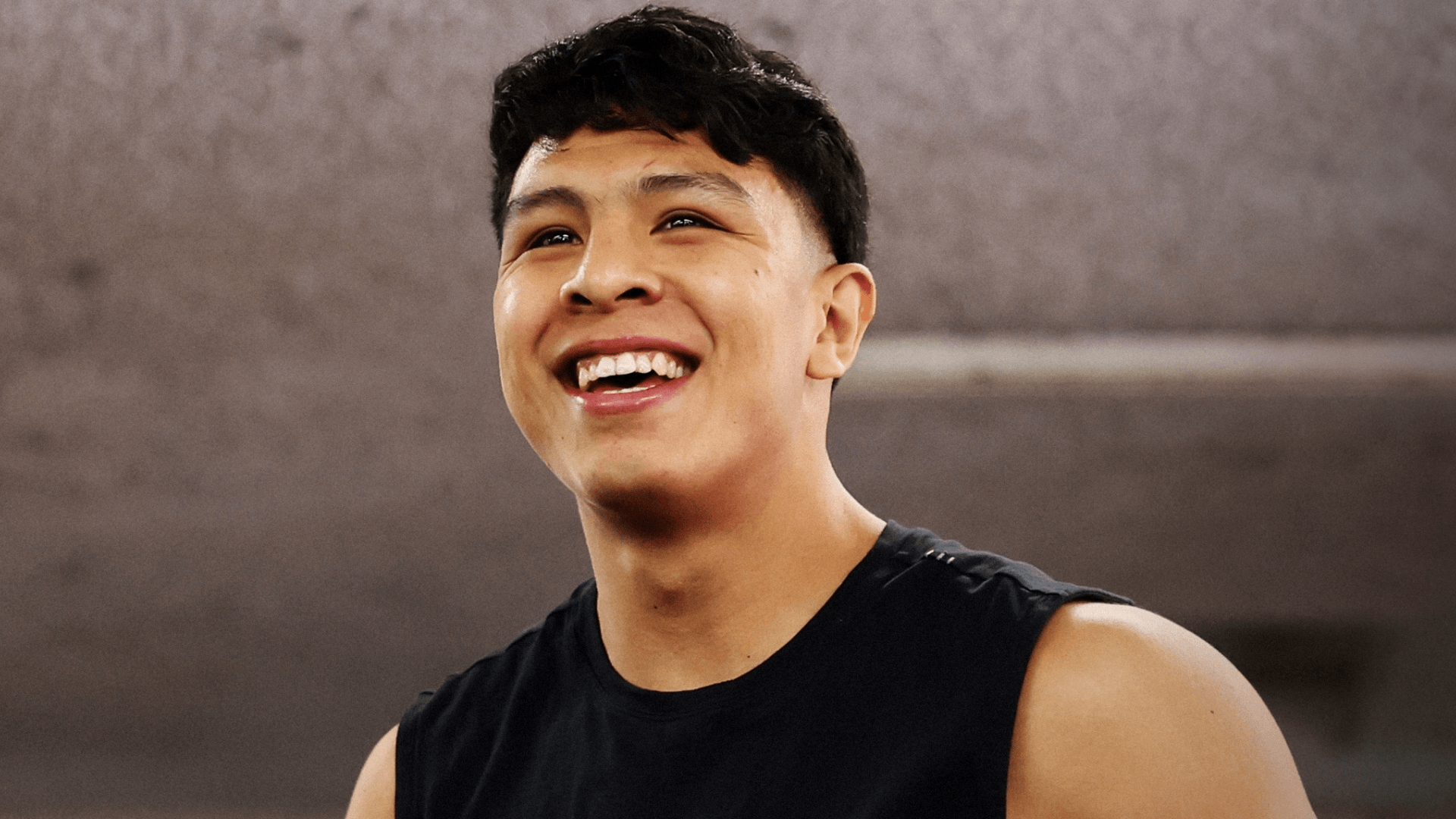 Watch In the Gym with Munguia Online DAZN MC