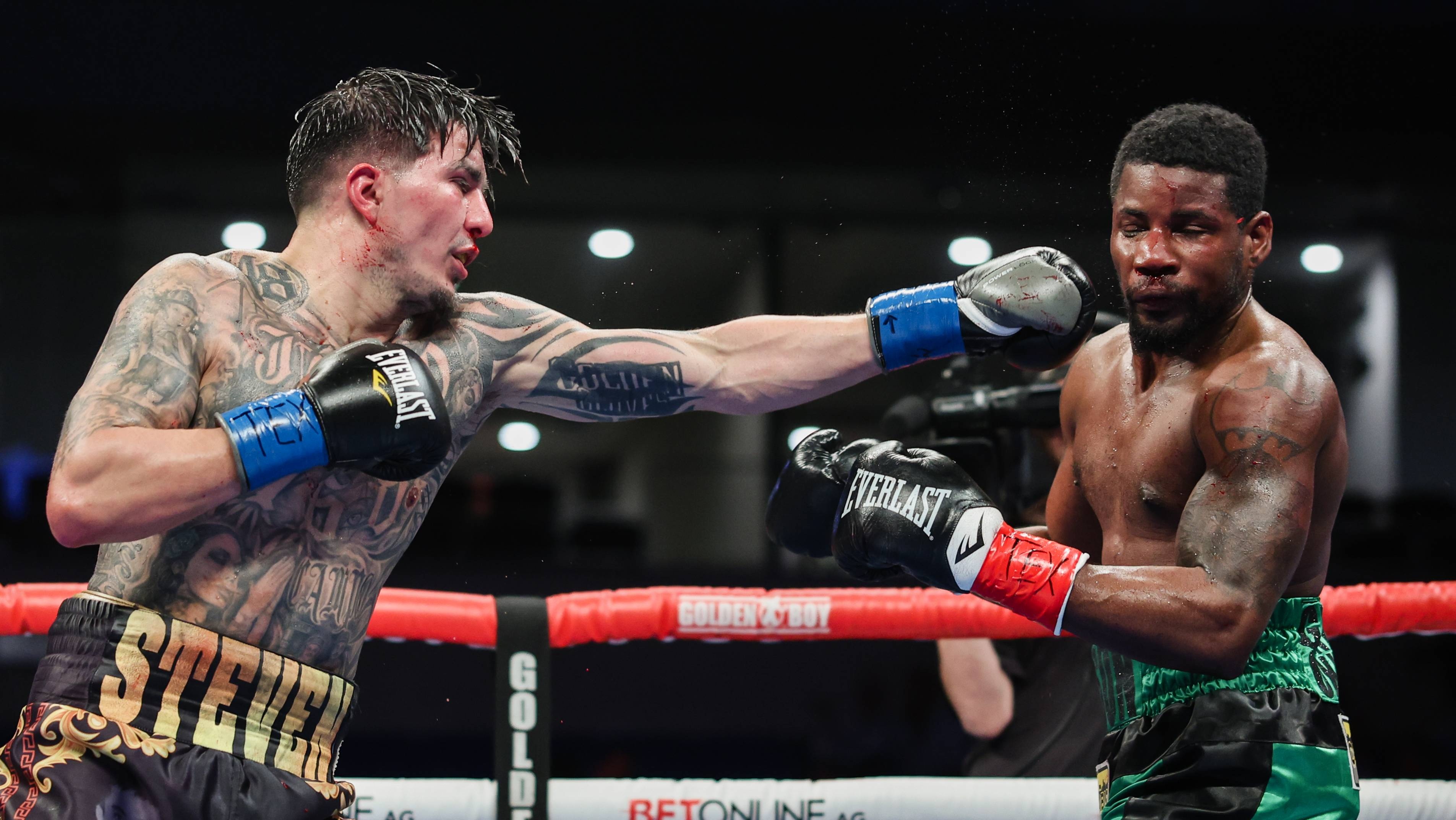 Watch Lawson vs. Villalobos Full Fight Online DAZN CV