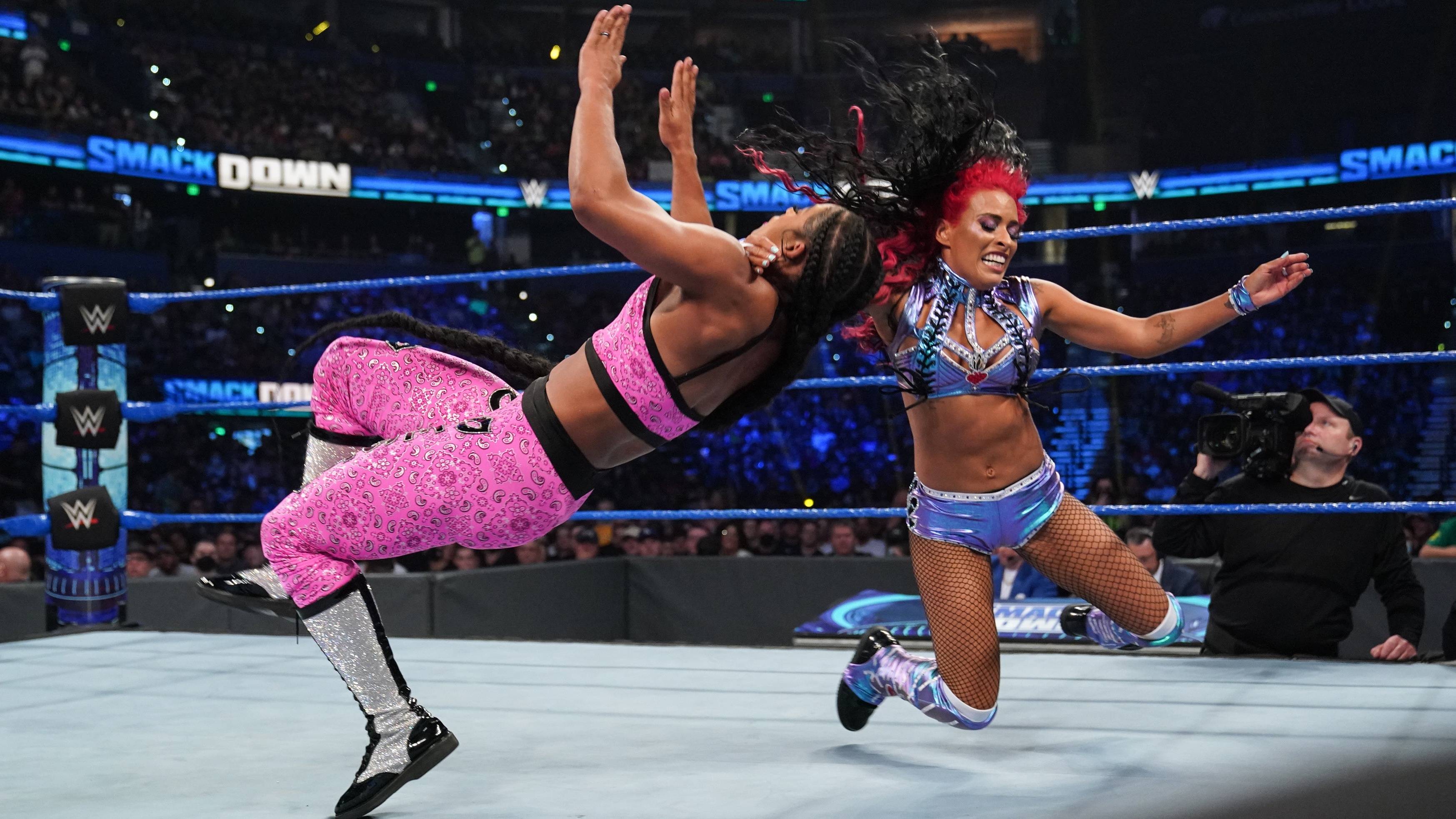 Watch Wwe Smackdown Highlights 07 08 21 Online Dazn De