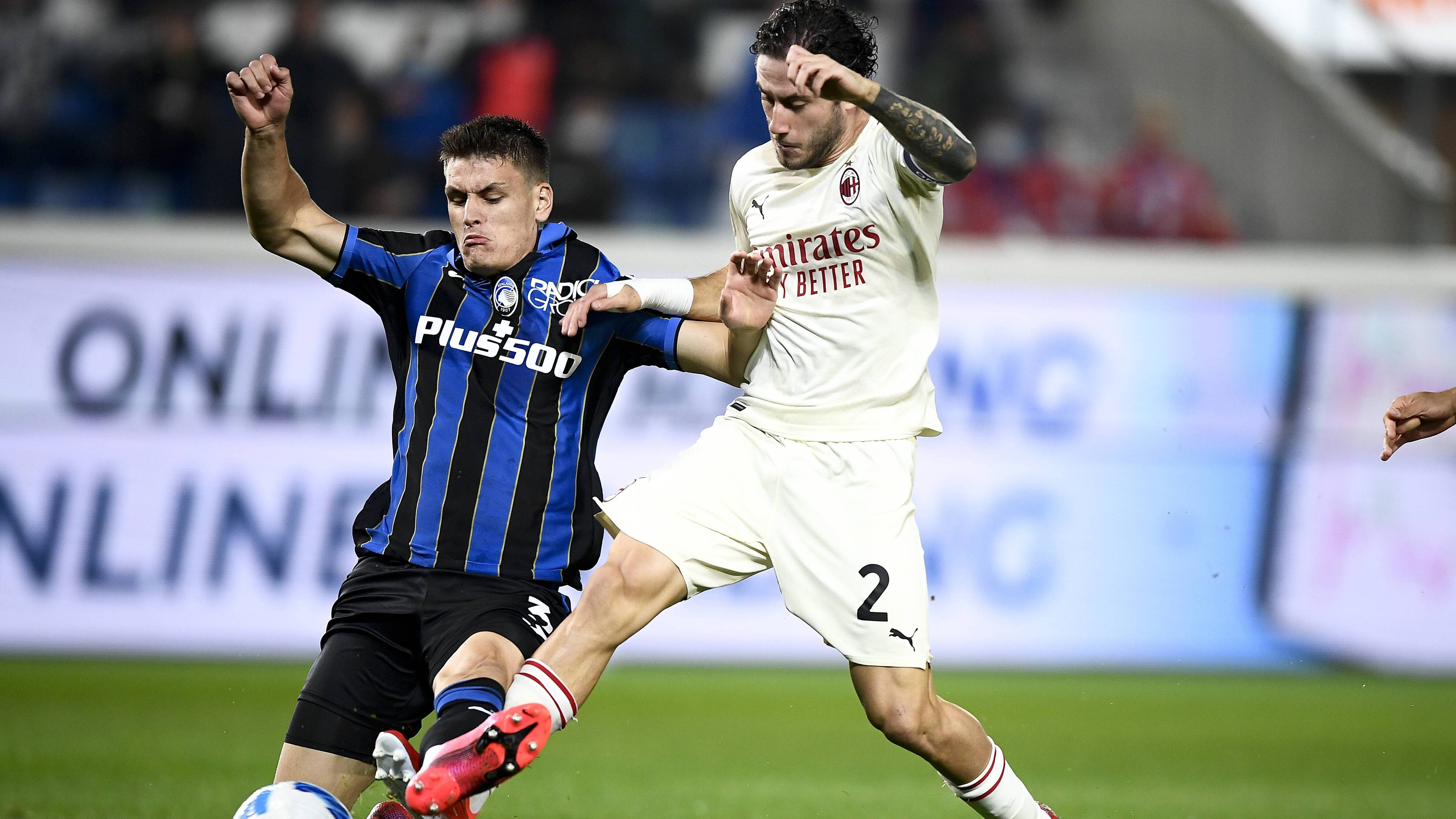 Der Ac Florenz Entschuldigte Sich Fur Die Rassistischen Beleidigungen Coulibaly Durch Fans Die Verantwortlichen Durfen Das