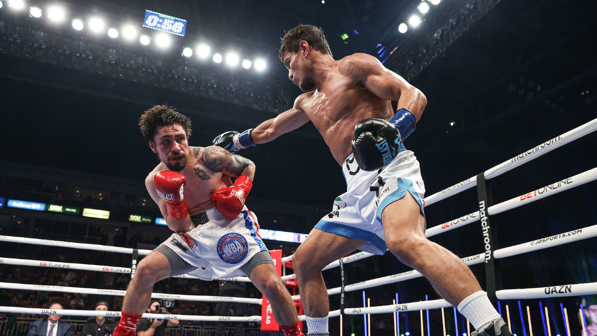 Watch Akhmadaliev vs. Velasquez: Highlights Online | DAZN BH