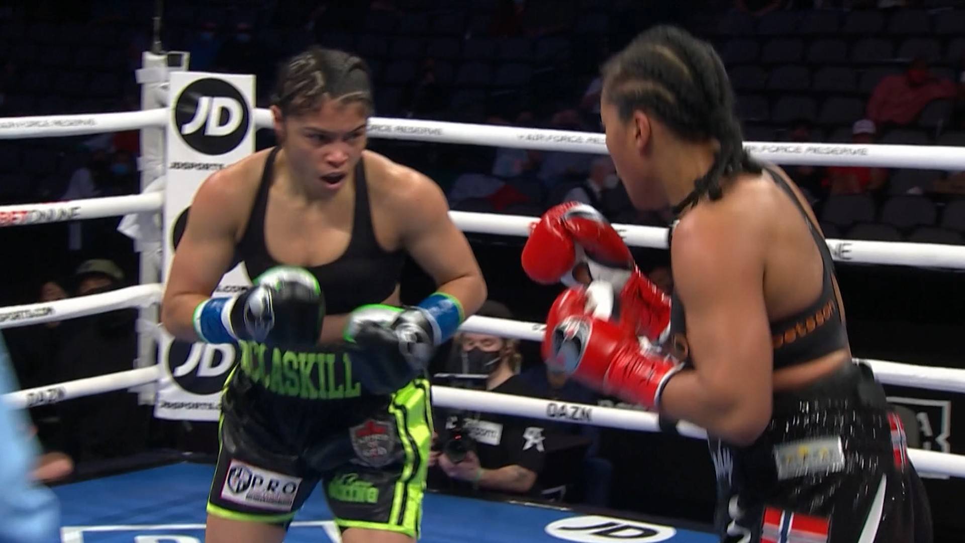 マッキャスキル Vs ブレークフス 世界女子ウェルター級王座統一戦を今すぐ観戦 Dazn Jp