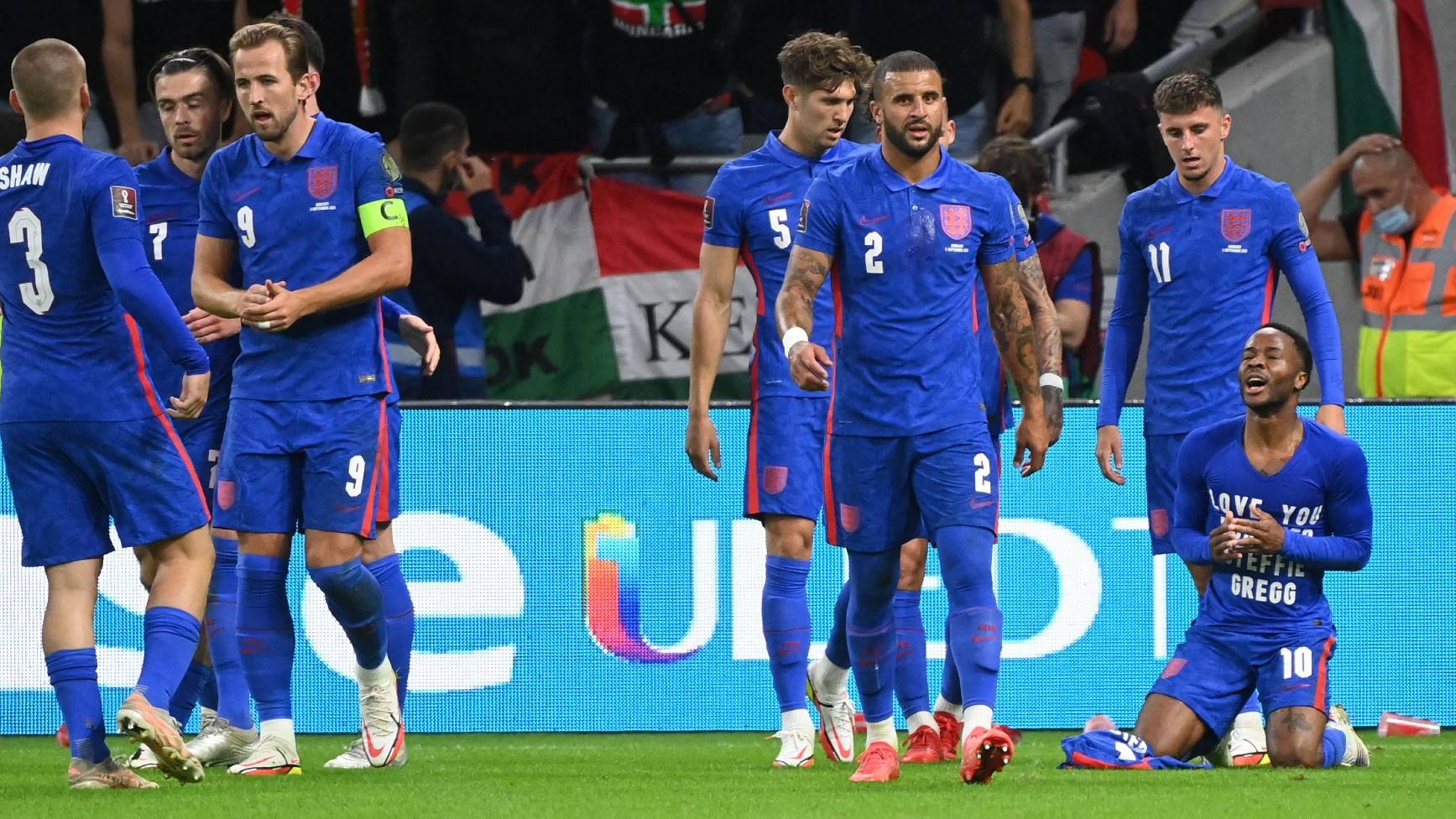 ハンガリー Vs イングランド グループi第4節 をライブ 中継 1ヶ月お試し 0 Dazn Jp