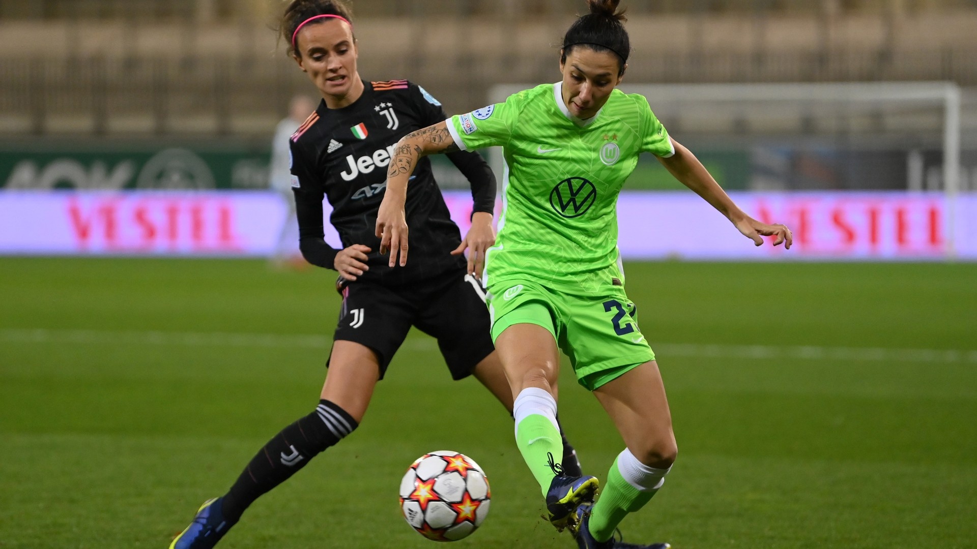 ヴォルフスブルク vs ユヴェントス グループA第4節 をライブ 中継 1ヶ月お試し¥0 DAZN JP