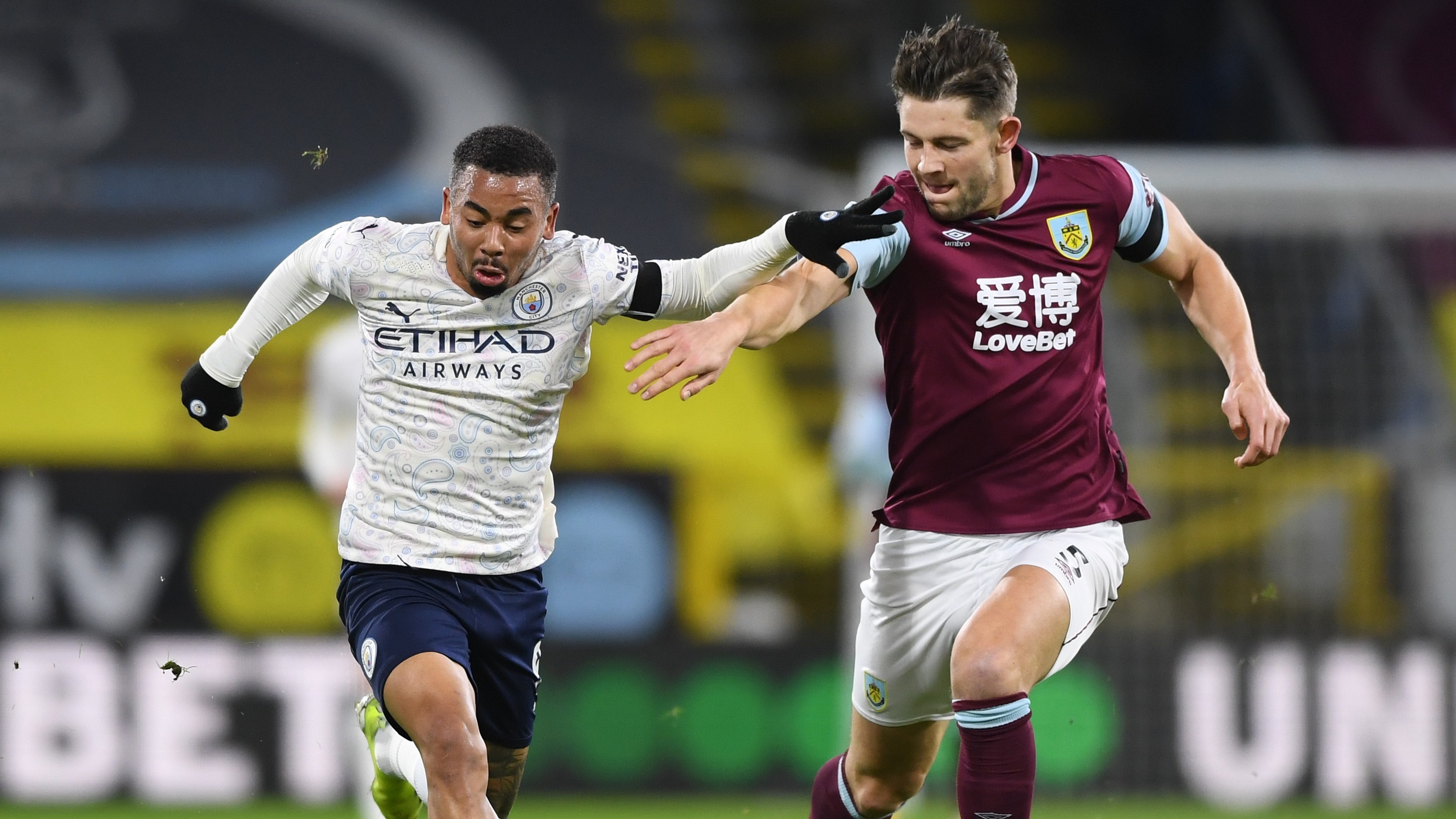Watch Burnley v Man City Live Stream | DAZN JP